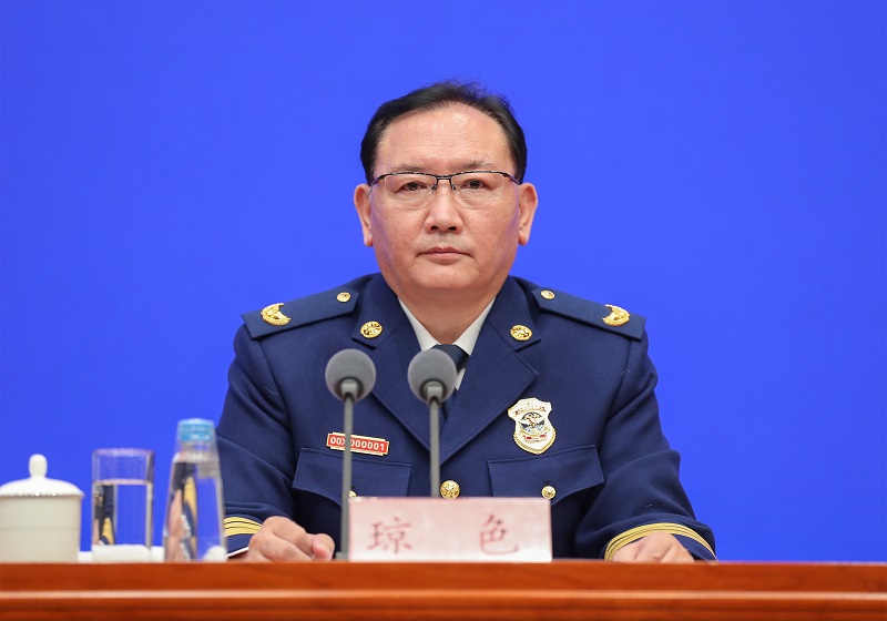 猛插小穴视频应急部党组成员、消防救援局局长琼色出席新闻发布会